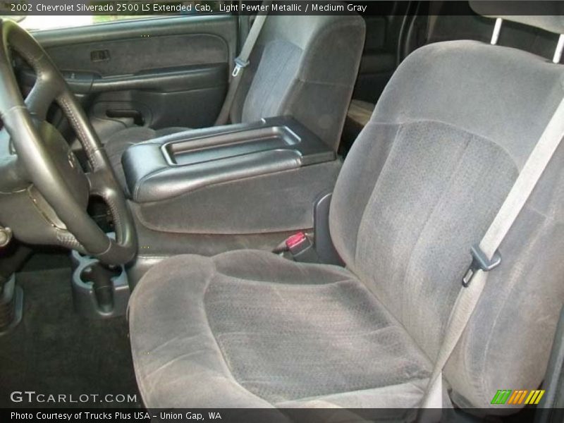 Light Pewter Metallic / Medium Gray 2002 Chevrolet Silverado 2500 LS Extended Cab