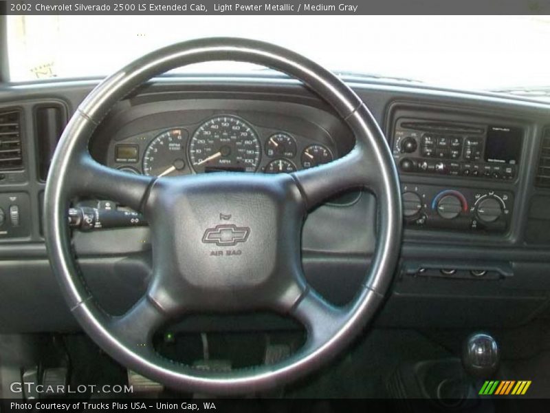 Light Pewter Metallic / Medium Gray 2002 Chevrolet Silverado 2500 LS Extended Cab
