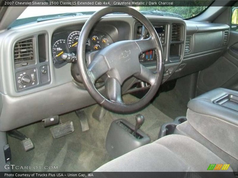 Graystone Metallic / Dark Charcoal 2007 Chevrolet Silverado 1500 Classic LS Extended Cab 4x4