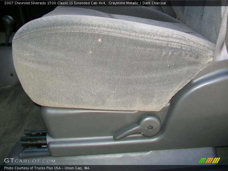 Graystone Metallic / Dark Charcoal 2007 Chevrolet Silverado 1500 Classic LS Extended Cab 4x4