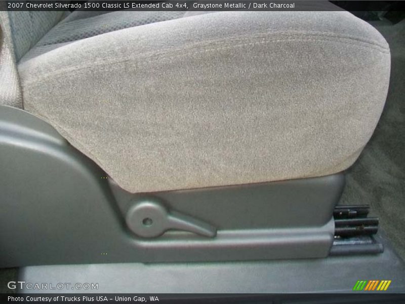 Graystone Metallic / Dark Charcoal 2007 Chevrolet Silverado 1500 Classic LS Extended Cab 4x4