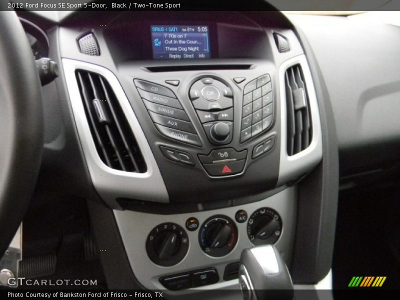 Black / Two-Tone Sport 2012 Ford Focus SE Sport 5-Door