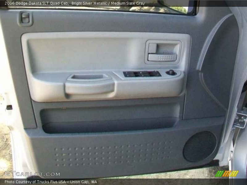 Bright Silver Metallic / Medium Slate Gray 2006 Dodge Dakota SLT Quad Cab