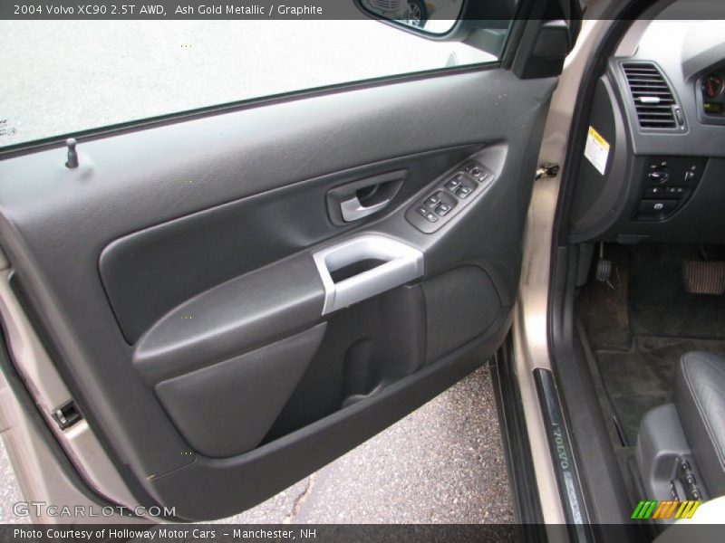 Ash Gold Metallic / Graphite 2004 Volvo XC90 2.5T AWD