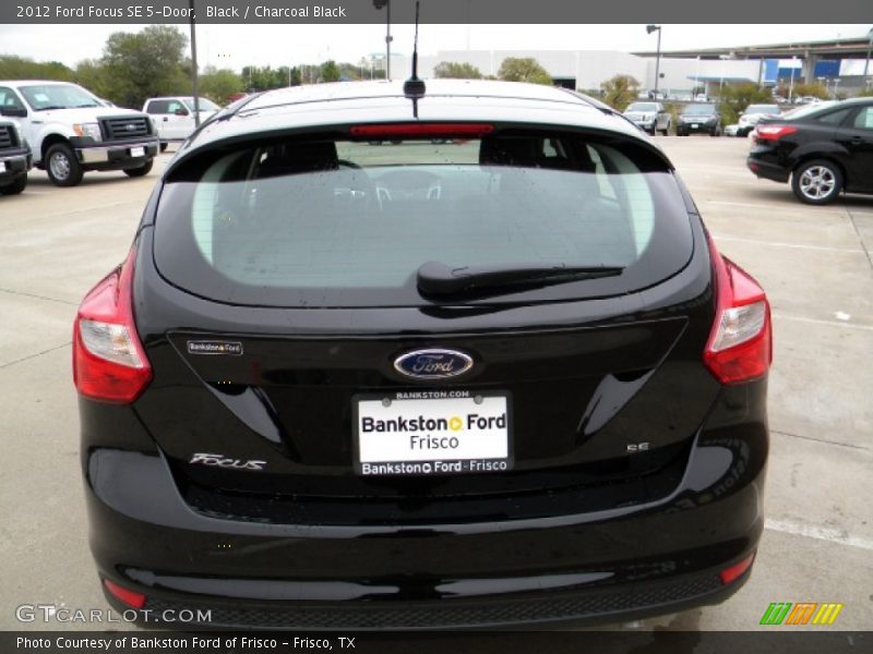 Black / Charcoal Black 2012 Ford Focus SE 5-Door