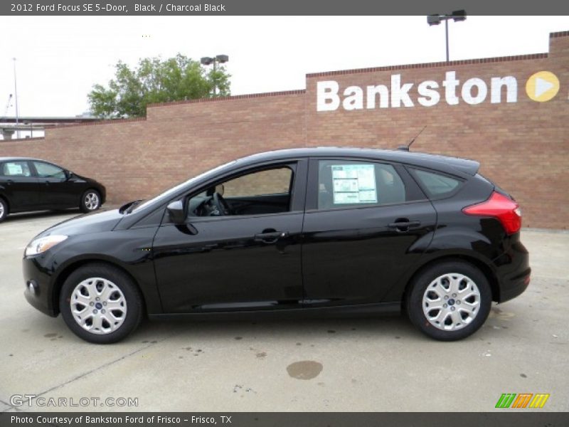 Black / Charcoal Black 2012 Ford Focus SE 5-Door