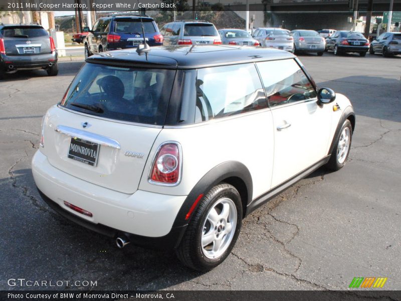 Pepper White / Carbon Black 2011 Mini Cooper Hardtop