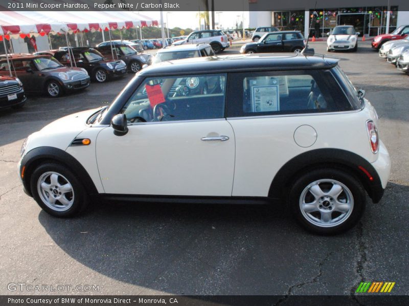 Pepper White / Carbon Black 2011 Mini Cooper Hardtop