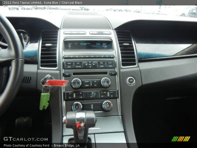 Kona Blue / Charcoal Black 2011 Ford Taurus Limited