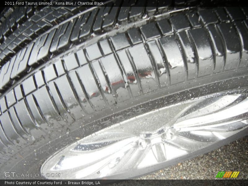 Kona Blue / Charcoal Black 2011 Ford Taurus Limited