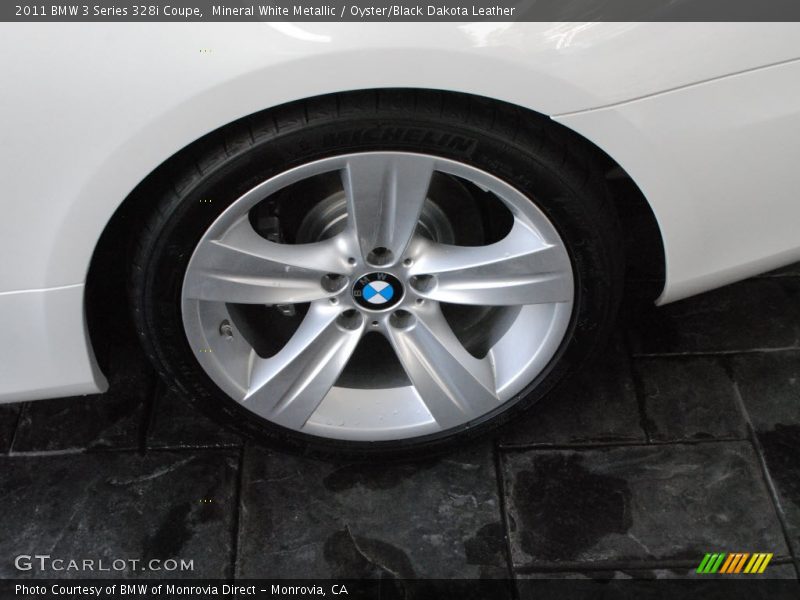 Mineral White Metallic / Oyster/Black Dakota Leather 2011 BMW 3 Series 328i Coupe
