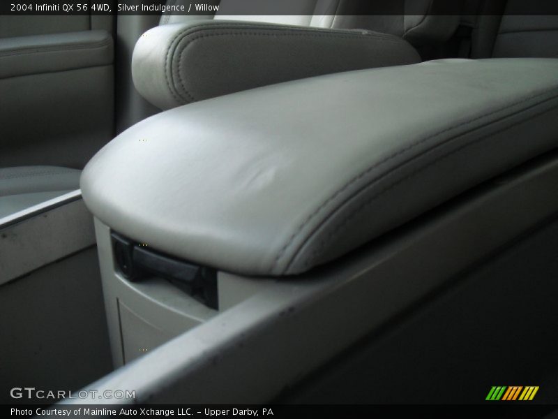Silver Indulgence / Willow 2004 Infiniti QX 56 4WD