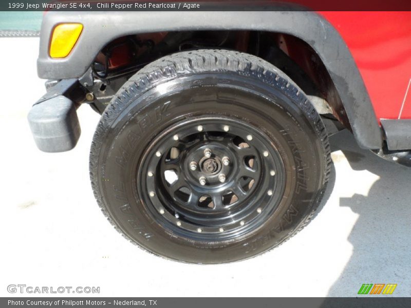 Custom Wheels of 1999 Wrangler SE 4x4