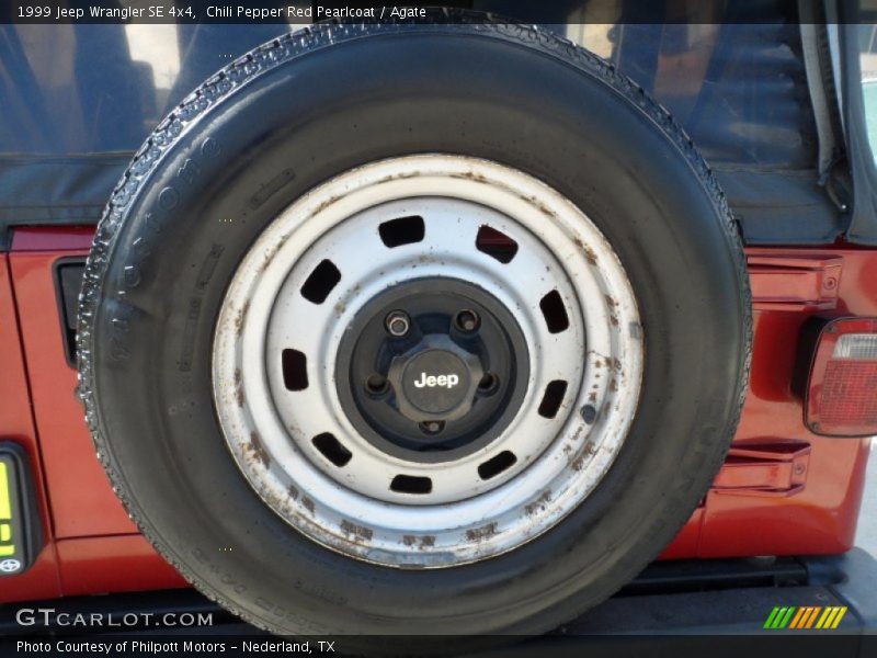 Chili Pepper Red Pearlcoat / Agate 1999 Jeep Wrangler SE 4x4