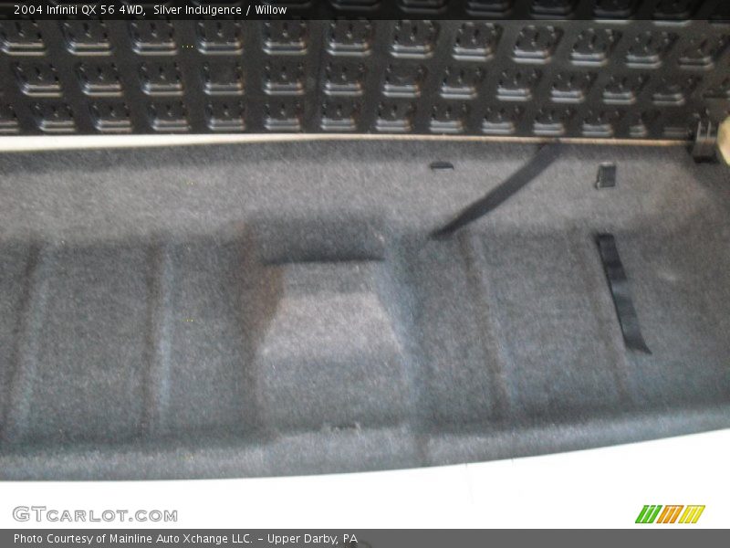 Silver Indulgence / Willow 2004 Infiniti QX 56 4WD