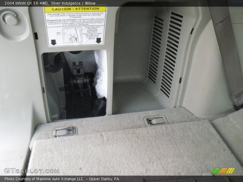 Silver Indulgence / Willow 2004 Infiniti QX 56 4WD