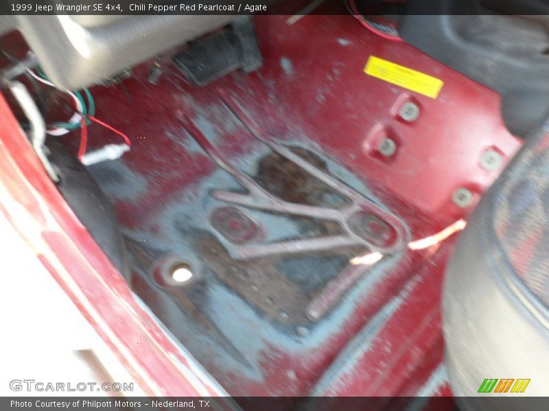 Chili Pepper Red Pearlcoat / Agate 1999 Jeep Wrangler SE 4x4