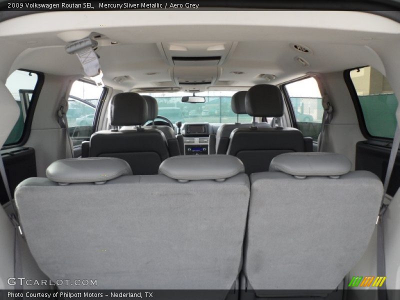 Mercury Sliver Metallic / Aero Grey 2009 Volkswagen Routan SEL