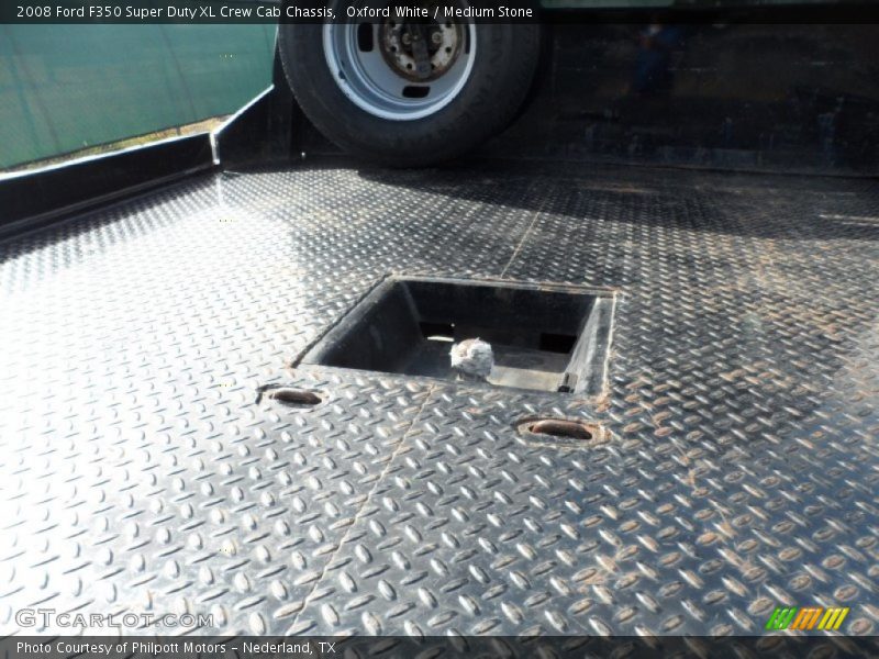 Oxford White / Medium Stone 2008 Ford F350 Super Duty XL Crew Cab Chassis