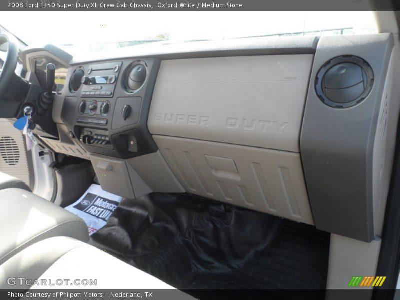 Oxford White / Medium Stone 2008 Ford F350 Super Duty XL Crew Cab Chassis