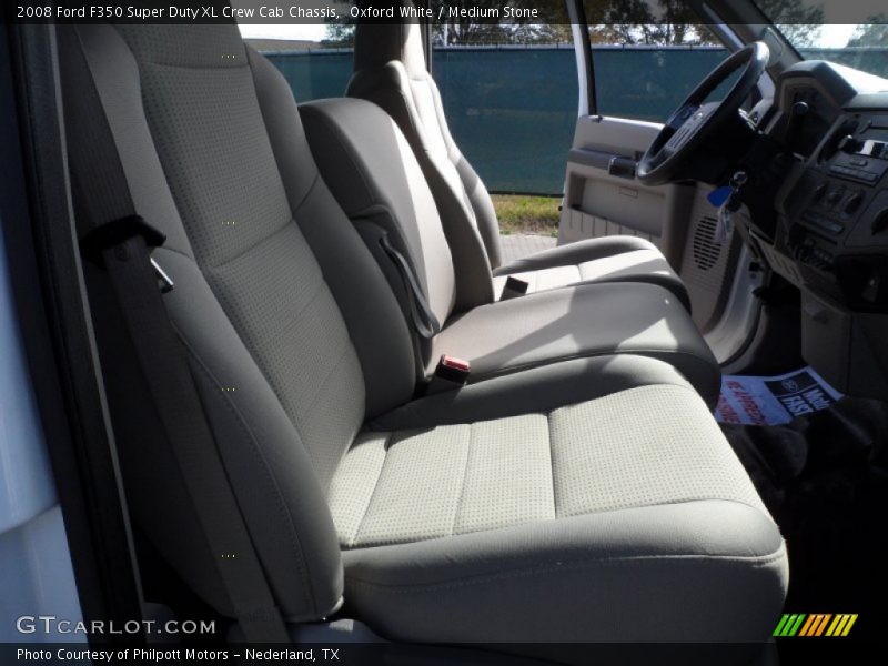 Oxford White / Medium Stone 2008 Ford F350 Super Duty XL Crew Cab Chassis