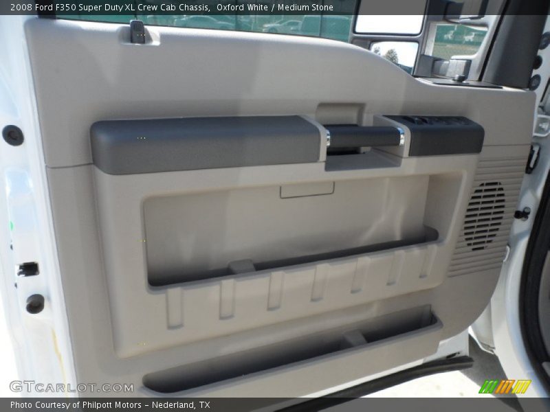 Oxford White / Medium Stone 2008 Ford F350 Super Duty XL Crew Cab Chassis
