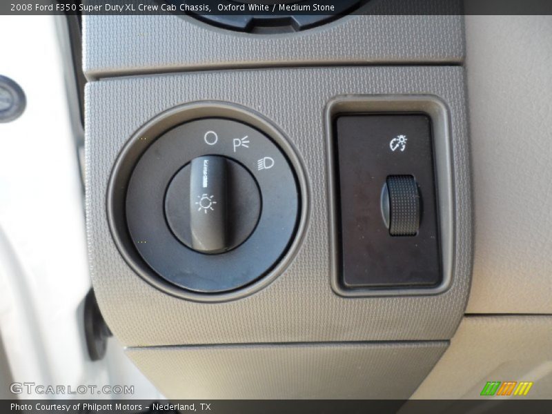 Oxford White / Medium Stone 2008 Ford F350 Super Duty XL Crew Cab Chassis