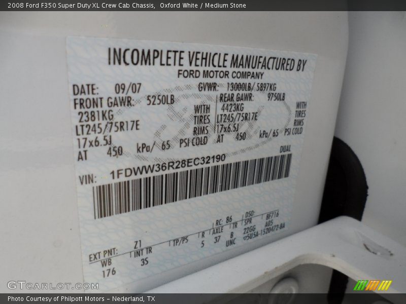 2008 F350 Super Duty XL Crew Cab Chassis Oxford White Color Code Z1
