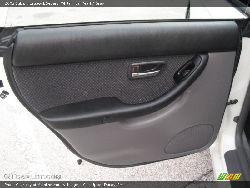 White Frost Pearl / Gray 2003 Subaru Legacy L Sedan