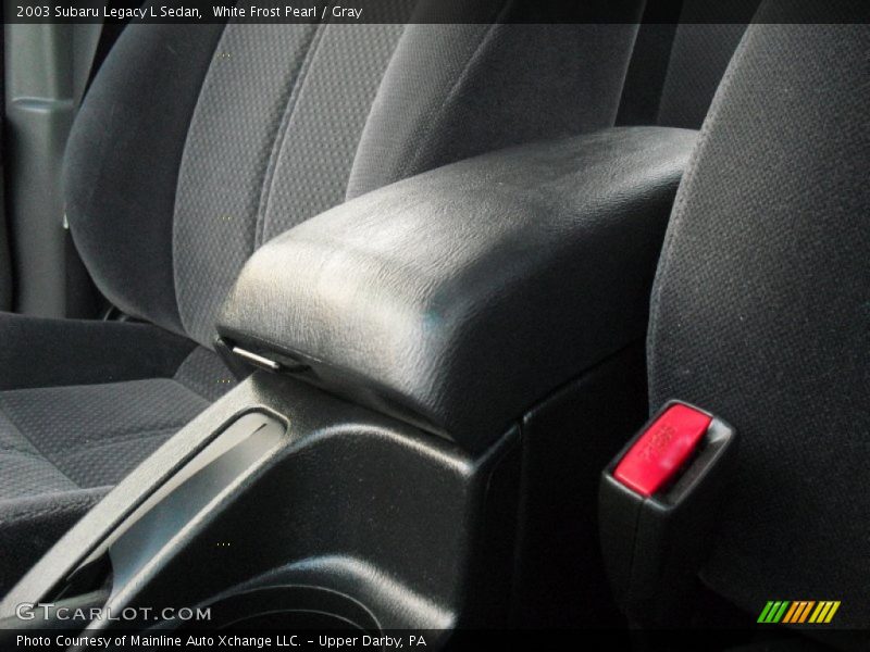 White Frost Pearl / Gray 2003 Subaru Legacy L Sedan