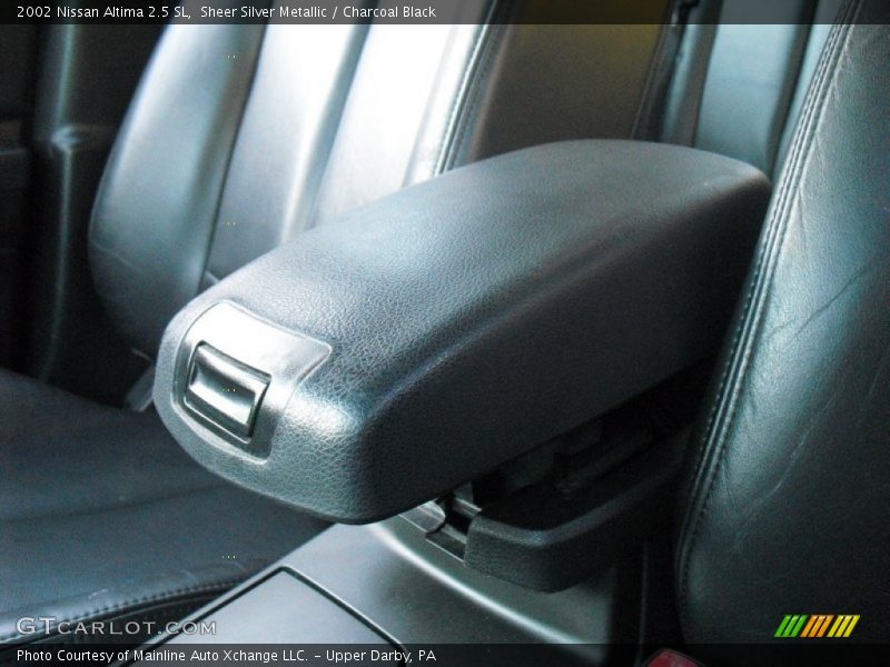 Sheer Silver Metallic / Charcoal Black 2002 Nissan Altima 2.5 SL