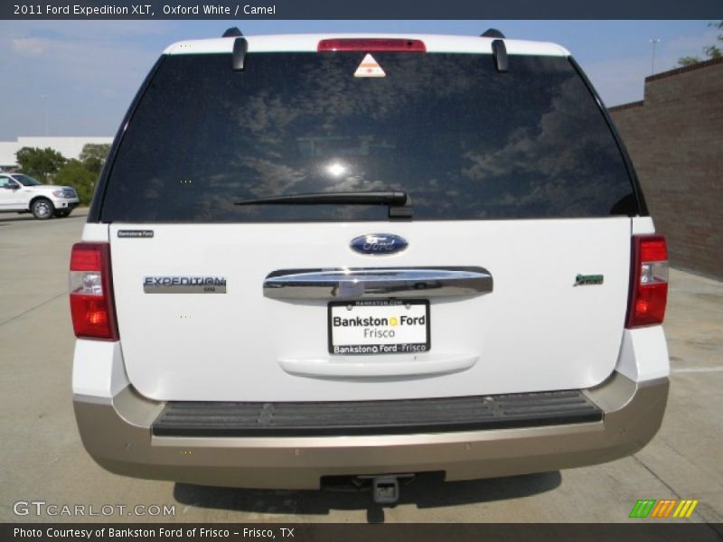 Oxford White / Camel 2011 Ford Expedition XLT