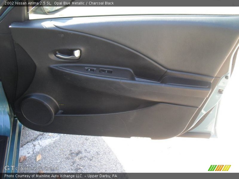 Opal Blue Metallic / Charcoal Black 2002 Nissan Altima 2.5 SL