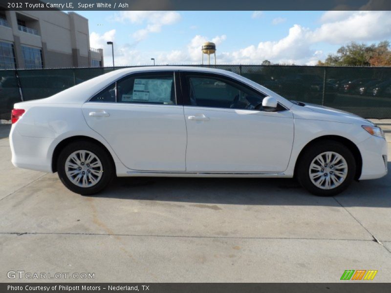 Super White / Ash 2012 Toyota Camry LE