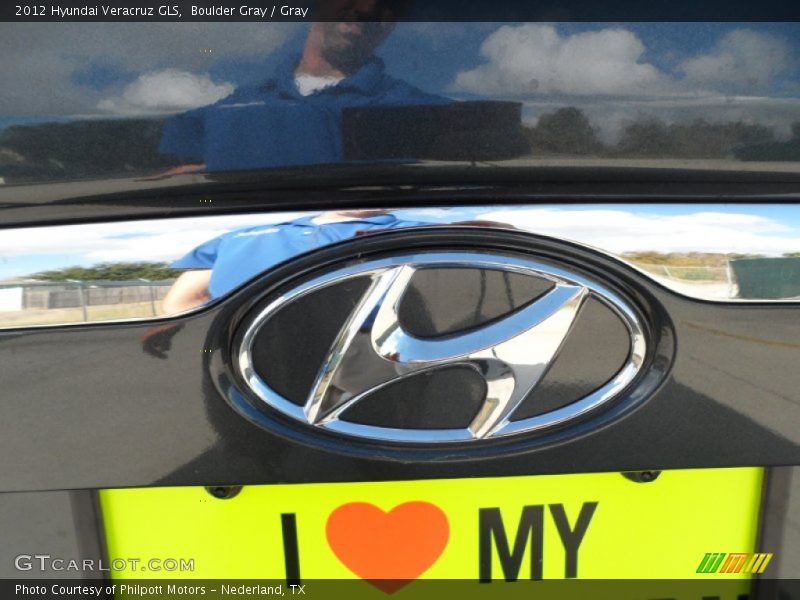 Boulder Gray / Gray 2012 Hyundai Veracruz GLS
