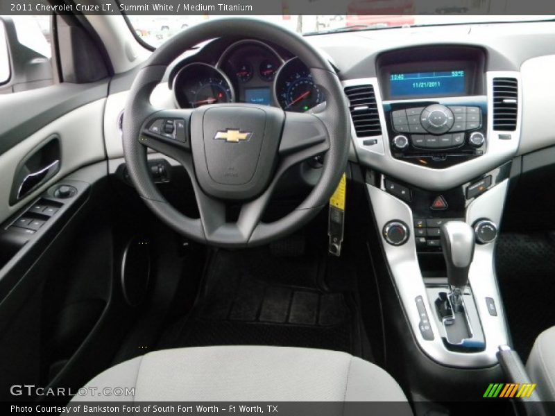 Summit White / Medium Titanium 2011 Chevrolet Cruze LT