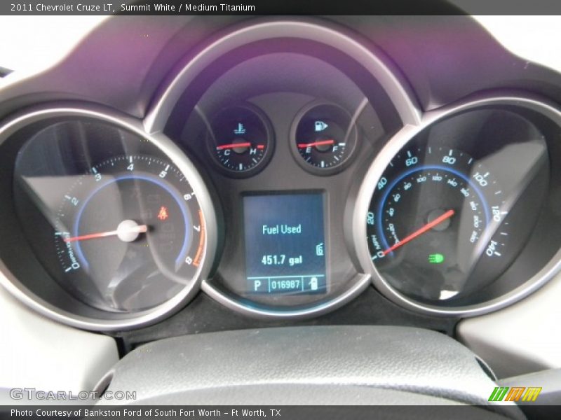 Summit White / Medium Titanium 2011 Chevrolet Cruze LT