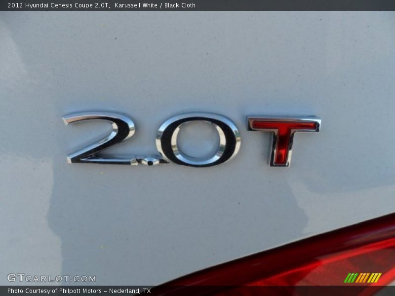 Karussell White / Black Cloth 2012 Hyundai Genesis Coupe 2.0T