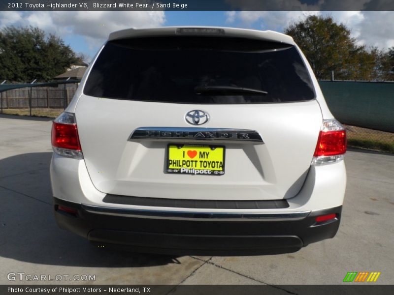 Blizzard White Pearl / Sand Beige 2012 Toyota Highlander V6