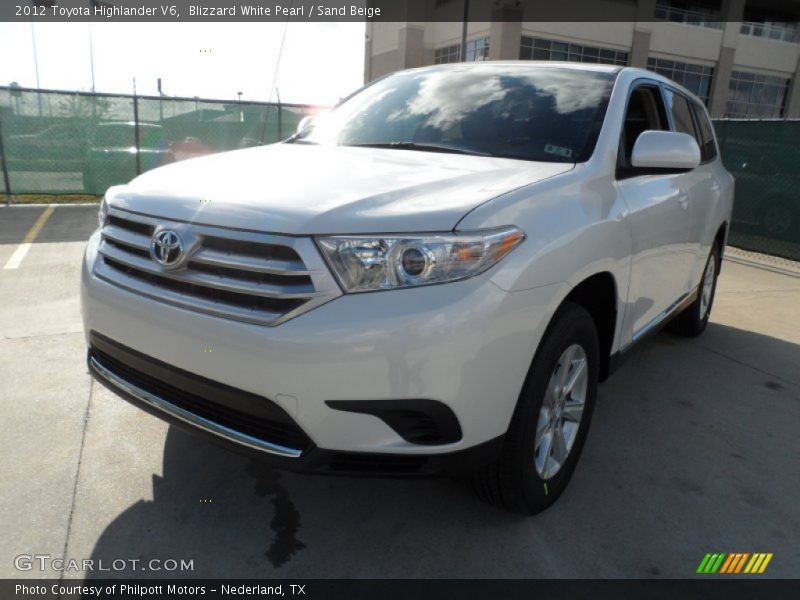 Blizzard White Pearl / Sand Beige 2012 Toyota Highlander V6