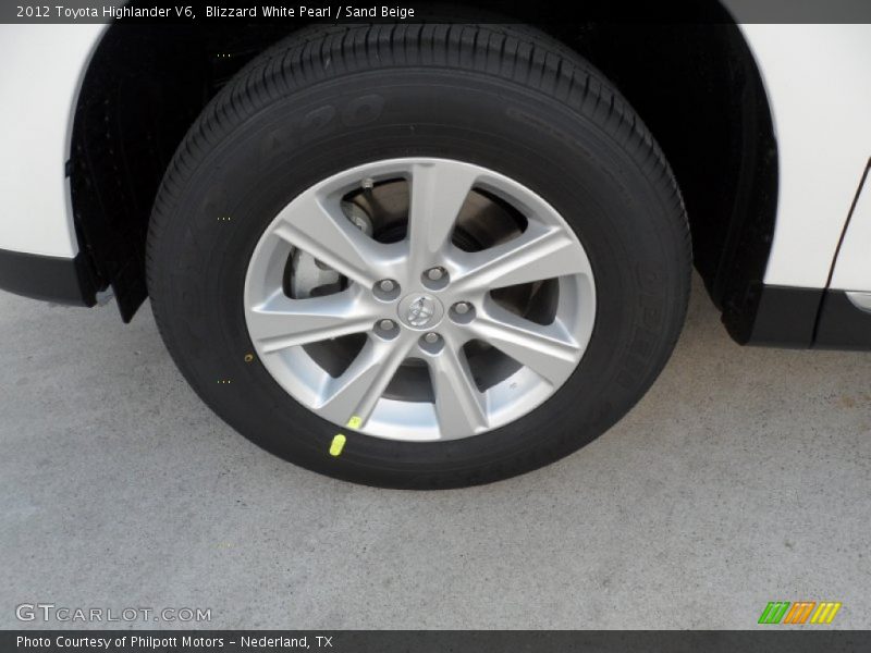 Blizzard White Pearl / Sand Beige 2012 Toyota Highlander V6