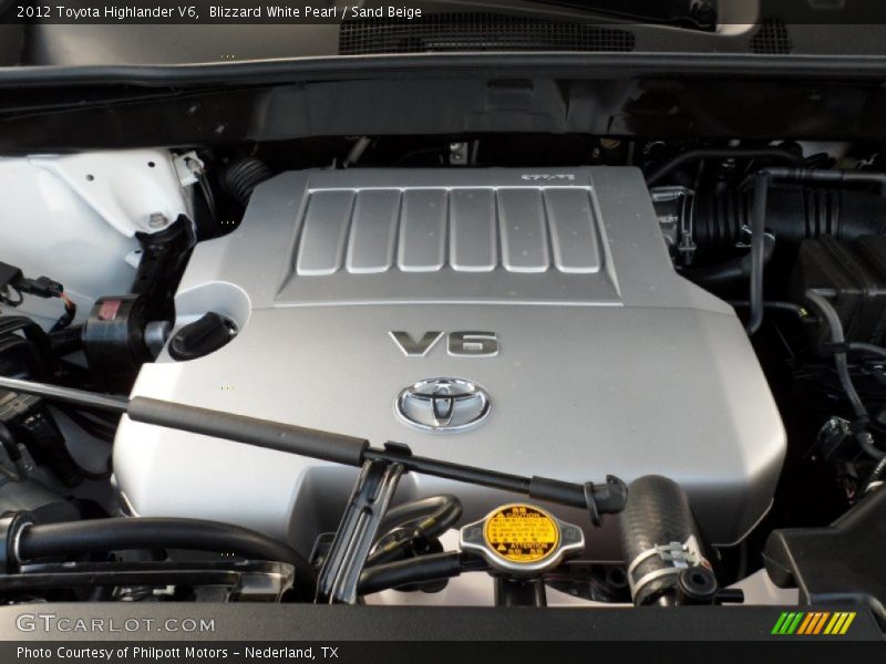 Blizzard White Pearl / Sand Beige 2012 Toyota Highlander V6