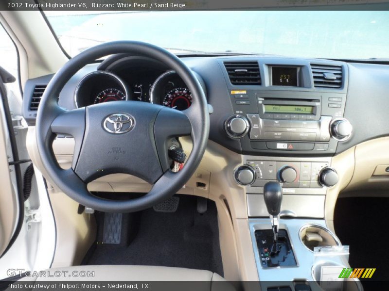Blizzard White Pearl / Sand Beige 2012 Toyota Highlander V6