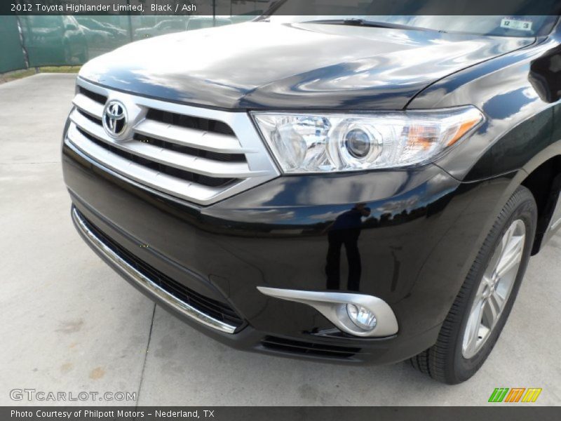 Black / Ash 2012 Toyota Highlander Limited