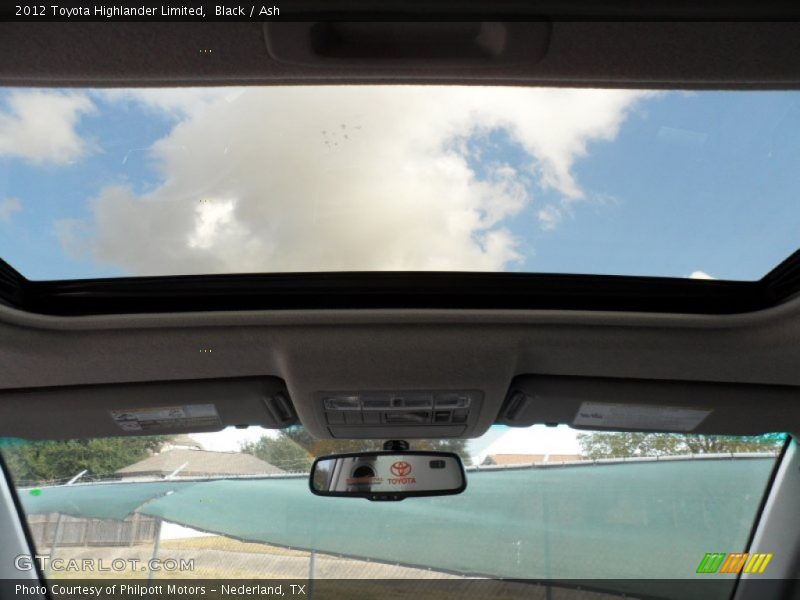 Black / Ash 2012 Toyota Highlander Limited