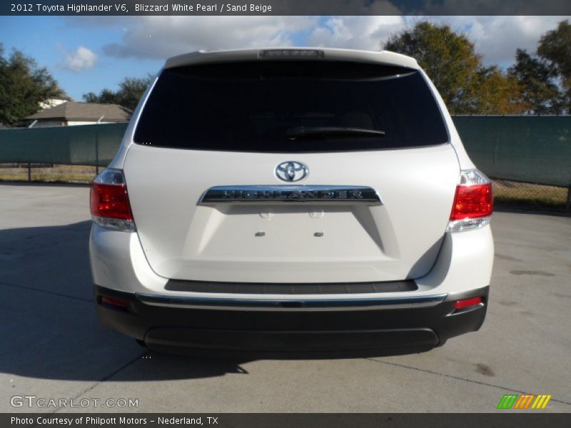 Blizzard White Pearl / Sand Beige 2012 Toyota Highlander V6