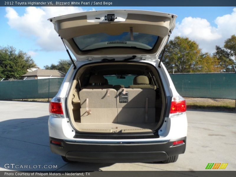 Blizzard White Pearl / Sand Beige 2012 Toyota Highlander V6