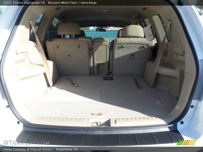 Blizzard White Pearl / Sand Beige 2012 Toyota Highlander V6