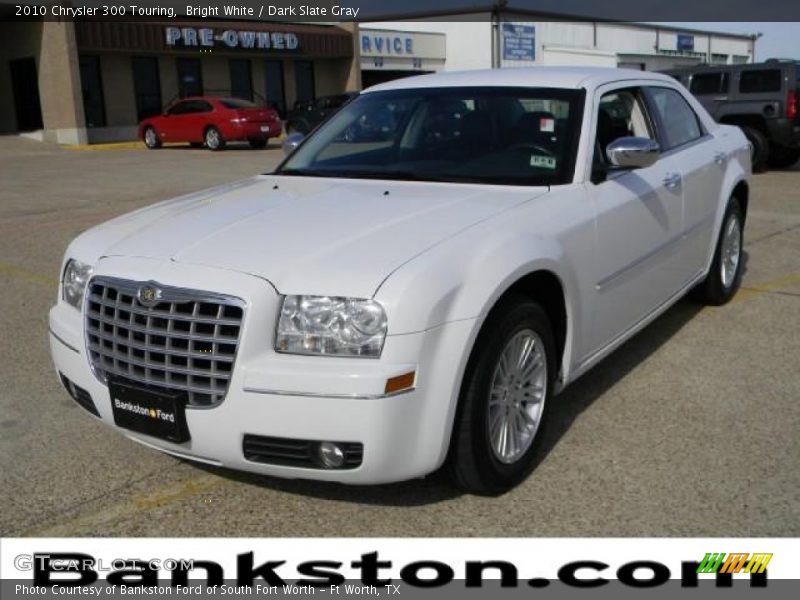 Bright White / Dark Slate Gray 2010 Chrysler 300 Touring