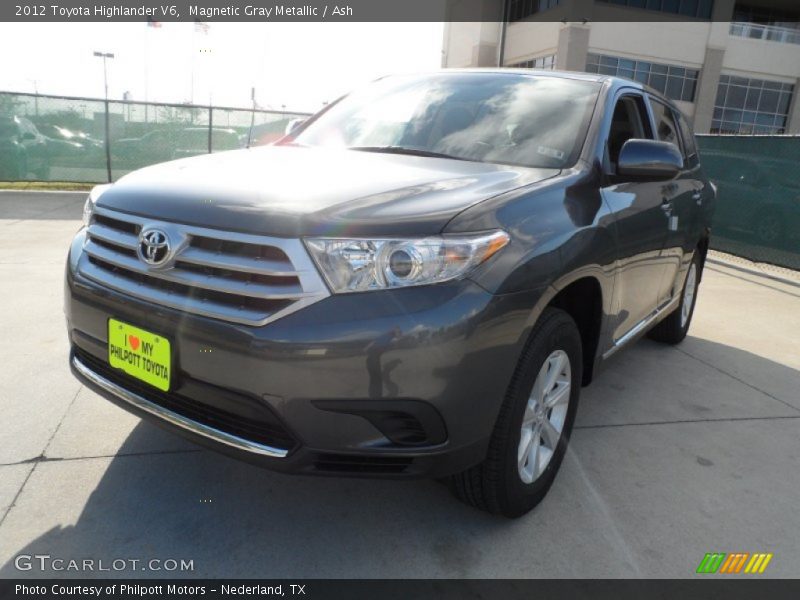 Magnetic Gray Metallic / Ash 2012 Toyota Highlander V6